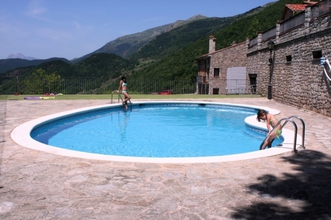 gran piscina allotjament